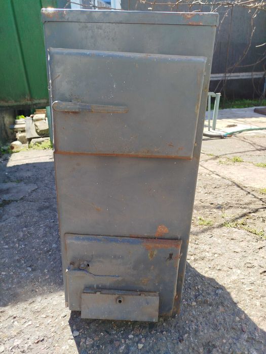 Продам твёрдотопливный  котёл КС-ТГ-10