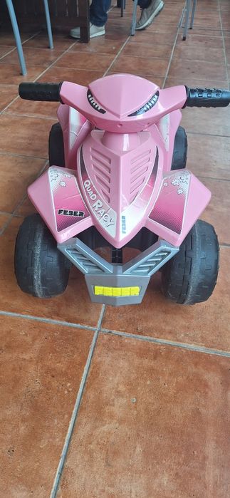 Moto 4 a bateria para meninas