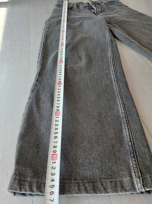 Женские широкие джинсовые штаны чёрные