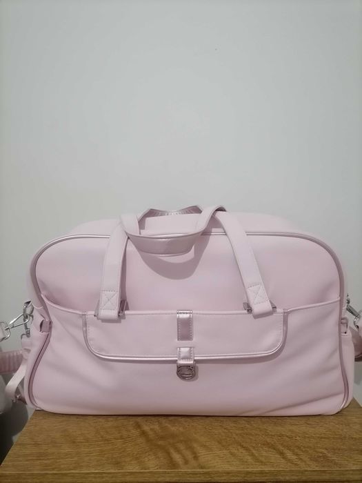 Canguru Para bebé e mala maternidade