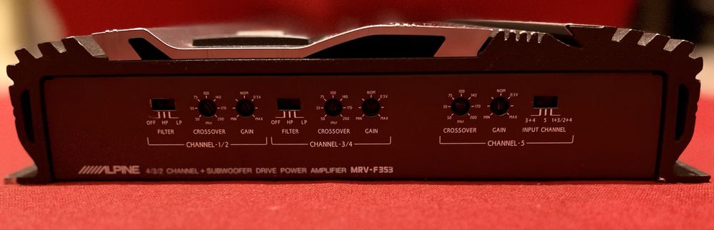 /////ALPINE V12 MRV-F353