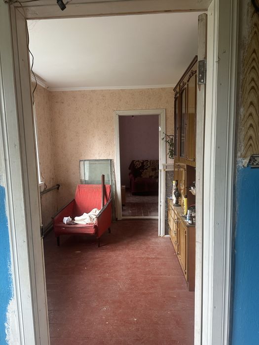 Продам квартиру під ремонт