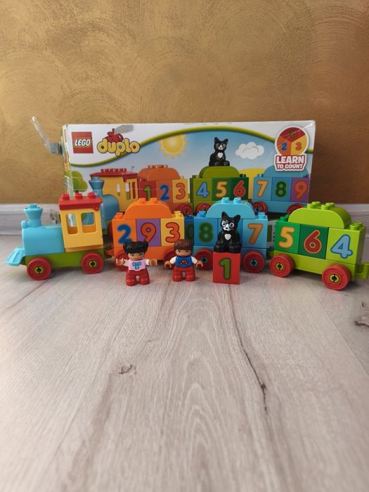 Конструктор LEGO DUPLO Потяг із цифрами