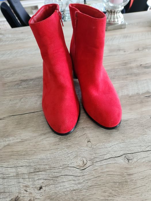 Botki czerwone rozmiar 38