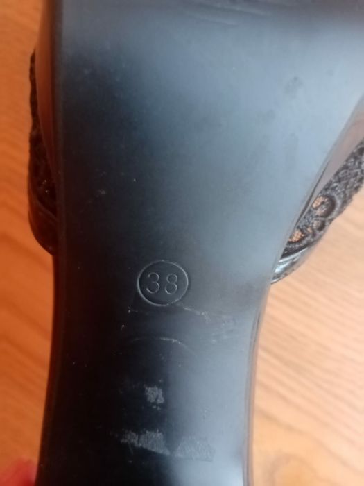 Buty na obcasie, sandały czarne TOP OR