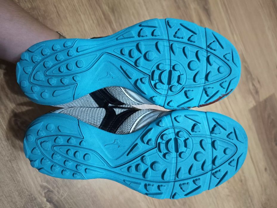 Halówki Hummel 36,5