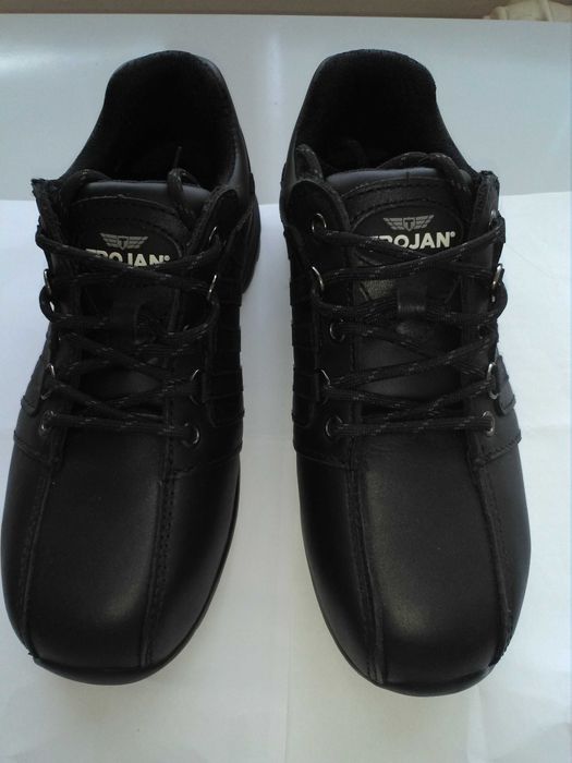 Продам робоче взуття