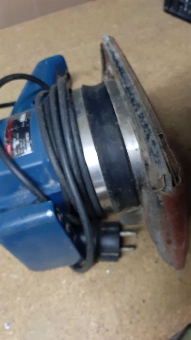 Lixadeira profissional em bom estado