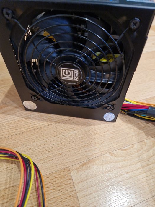 Блок живлення 550W 24+8(4+4)/8(6+2)відео/4sata/4molex