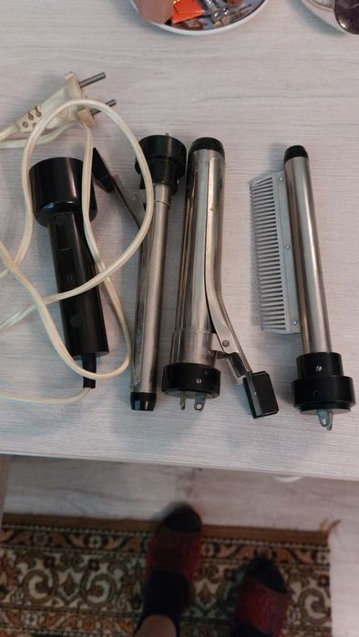 Продам электрощипцы-расческа