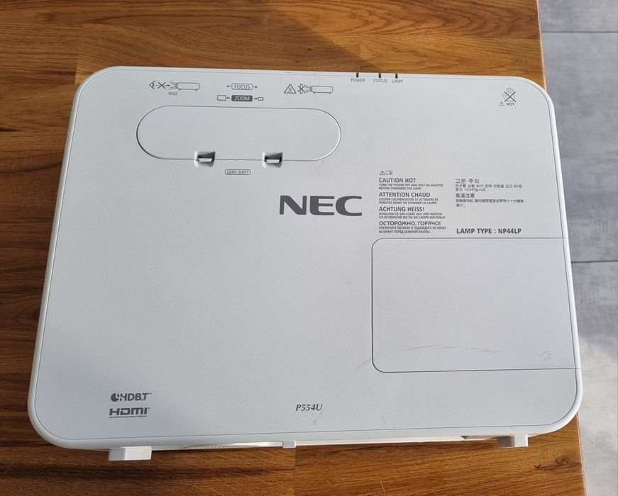 Проектор  NEC P554U