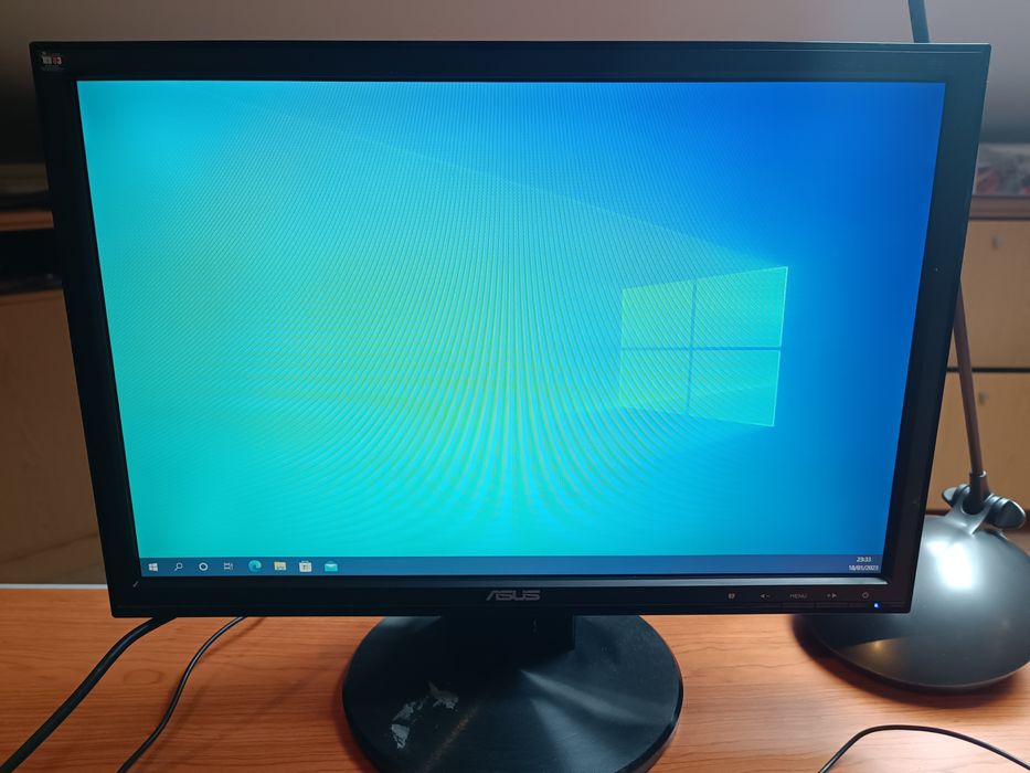 Monitor ASUS VW 193 com cabo VGA