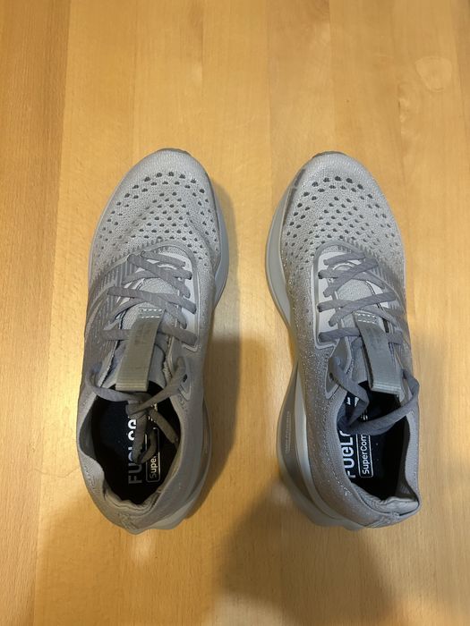 Кросівки жіночі New Balance FuelCell SuperComp Trainer Grey