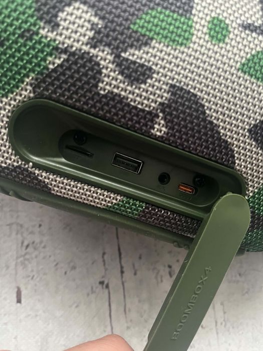 głośnik jbl boombox 4