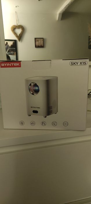 Проектор Byinyek х15 + екран 120"