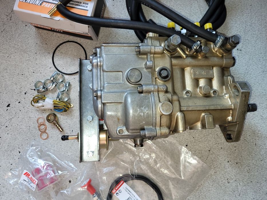 Pompa wtryskowa do C360  motorpal gotowa do założenia.Wysylka  gratis