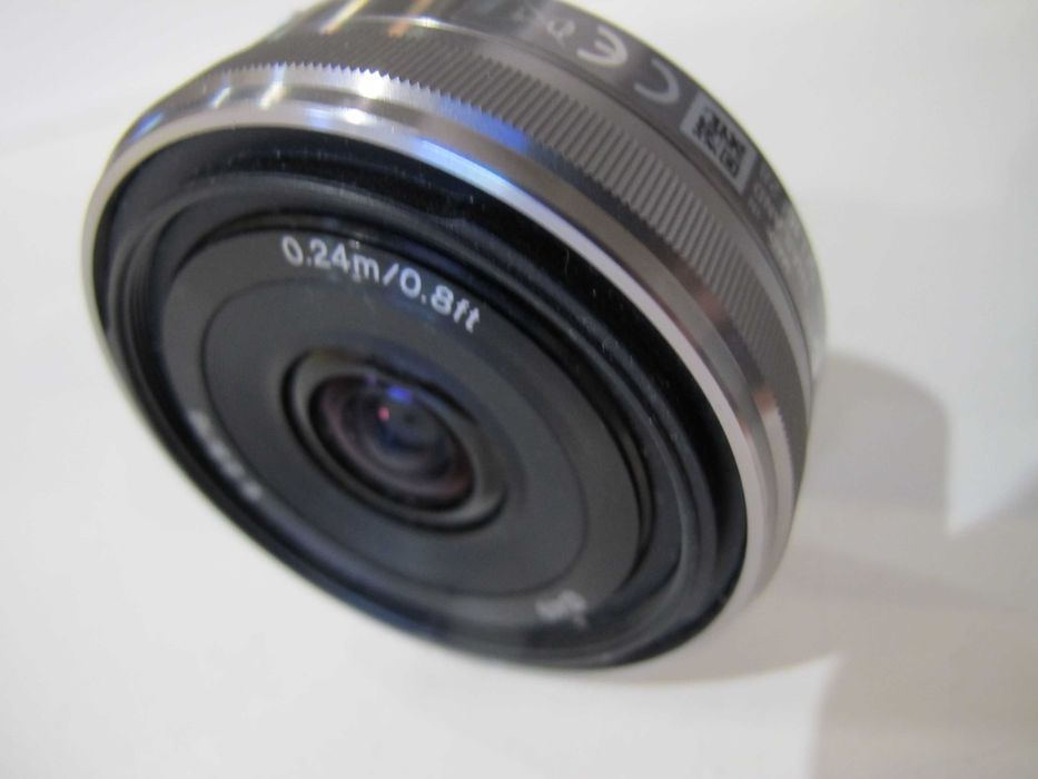 Sony SEL18-55mm,  16mm
