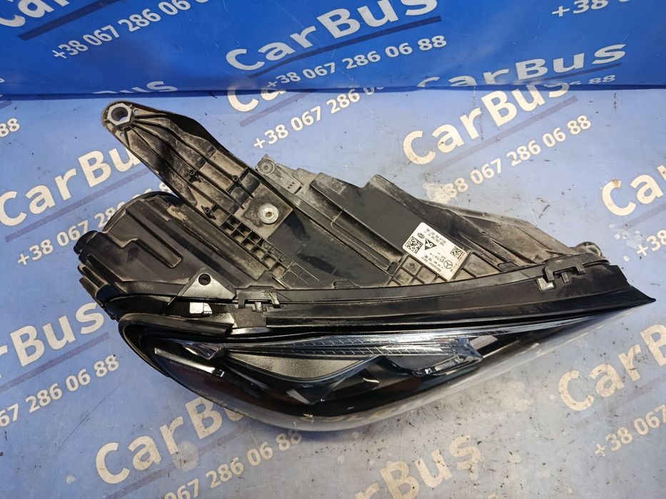 Фара передня права фара передняя правая Mercedes Benz GLE W167 Мерседес ГЛЕ A1679061405