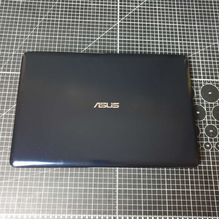 Ноутбук ASUS VivoBook E502NA-DM016T (2 ядра, 4 Гб ddr3L, HDD 500 Гб)
