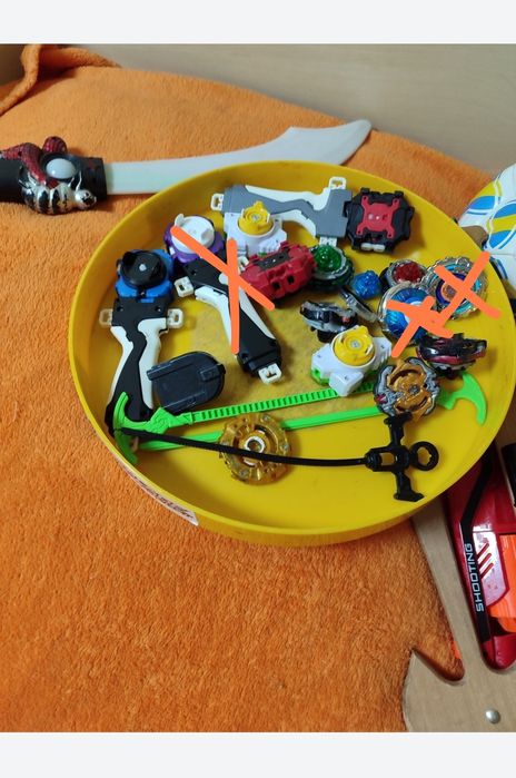 Динозаври змії, ящірки, бей блейд арена