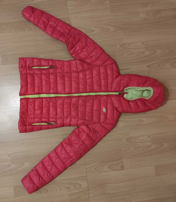 Kurtka dziewczęca 140