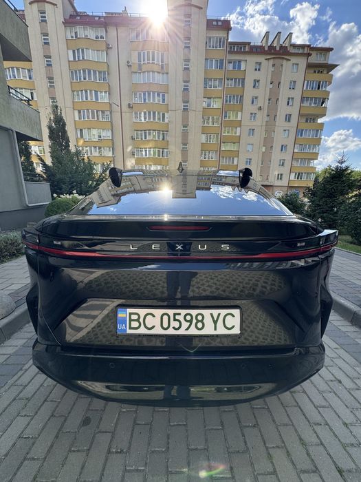 ОБМІН Lexus RZ 450 e Електричний