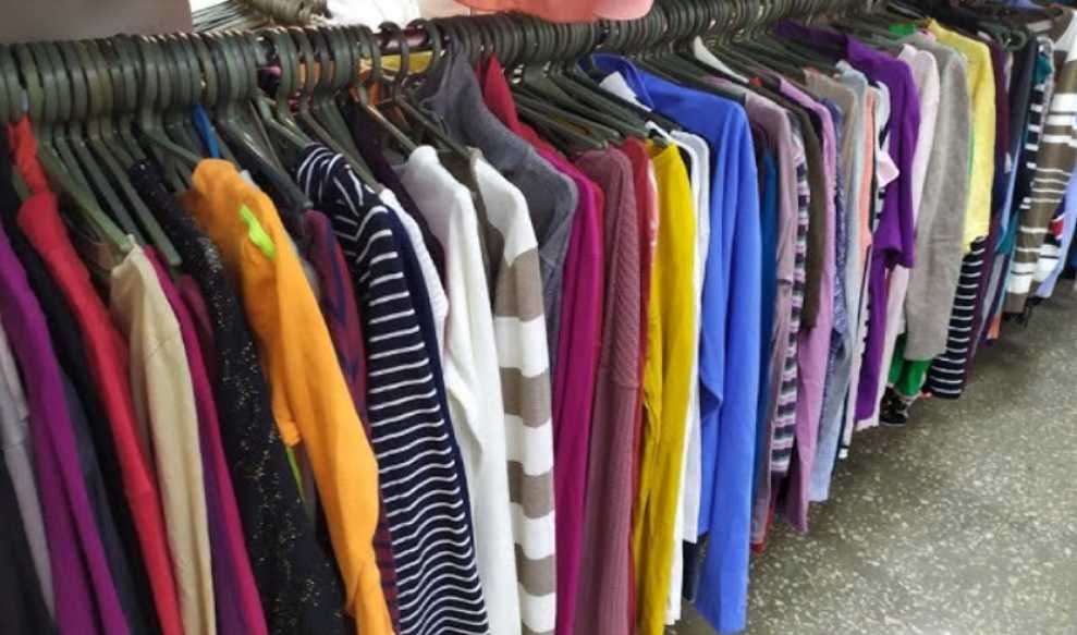 Пакет 5 кг женских вещей
5 кг жіночих речей