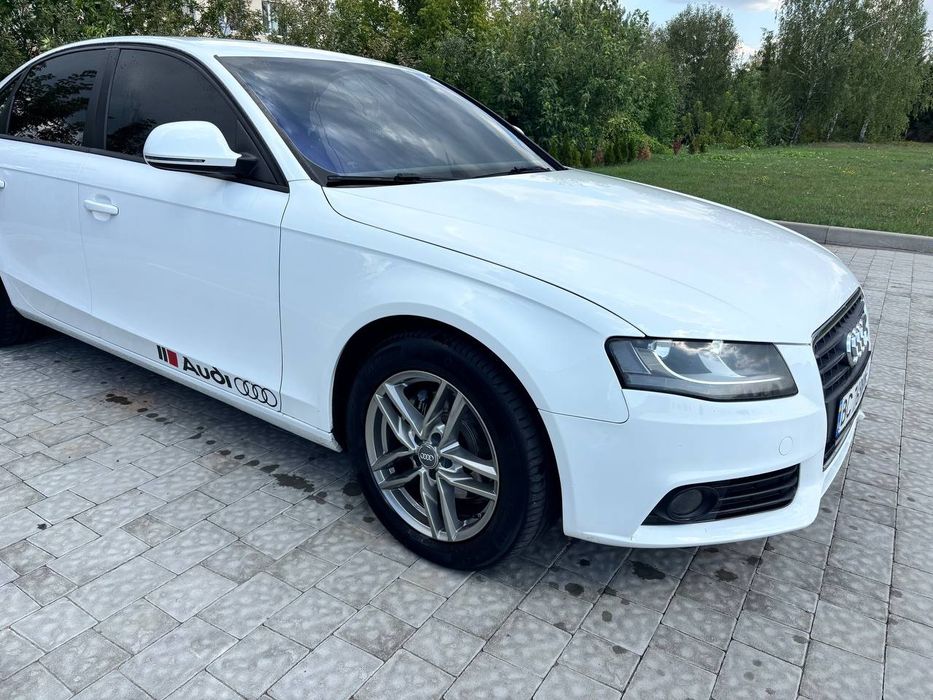 Продам Ауді а4b8