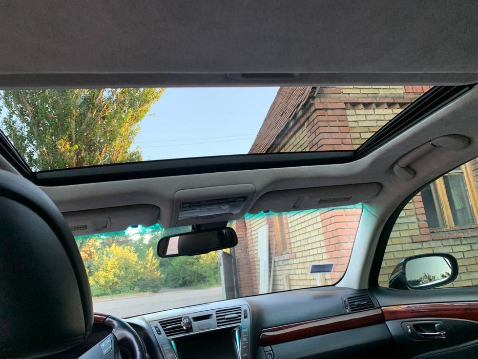 Срочно Продам Lexus LS460L
