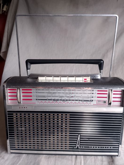 Rádio portátil, Siera