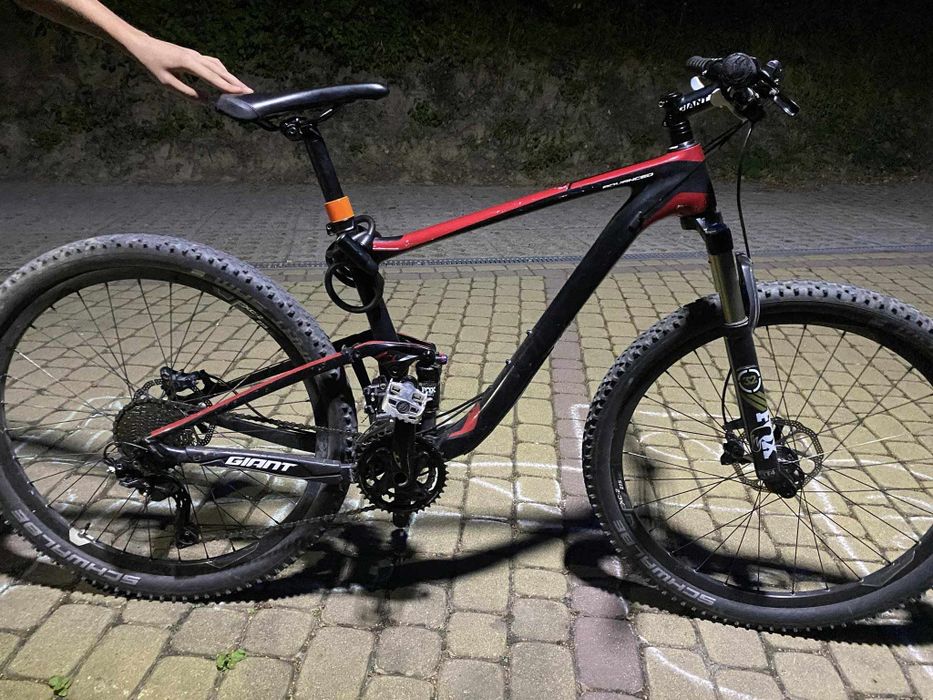 Giant anthem carbon