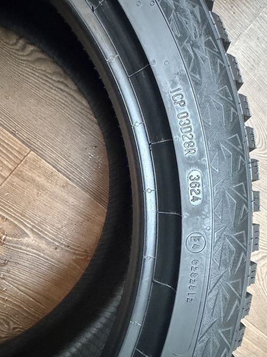 Шини Continental 235/45/R18
