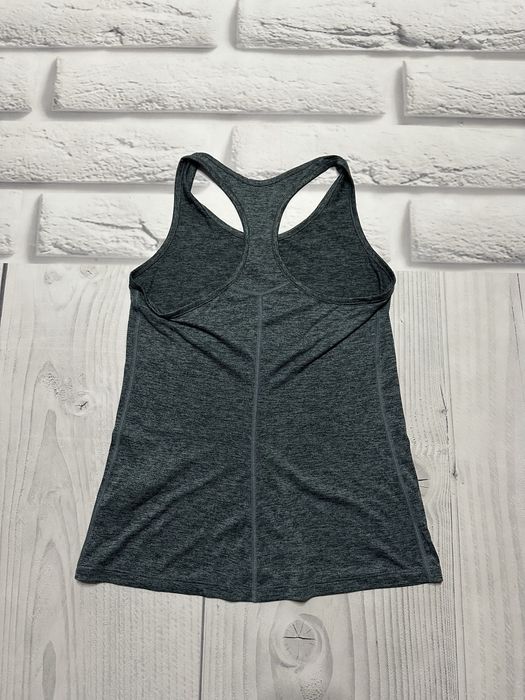 Жіноча спортивна майка Nike Dri Fit