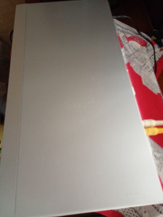 Pioneer DV-300
DVD-програвач.