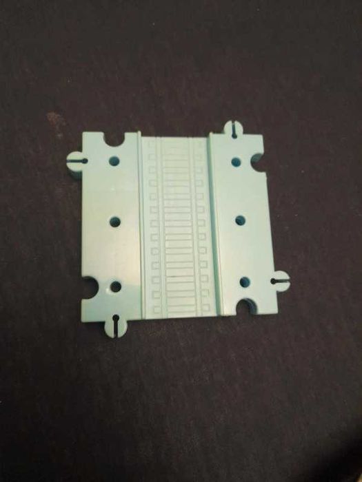 Kolejka z torami i karuzela Funny Carousel