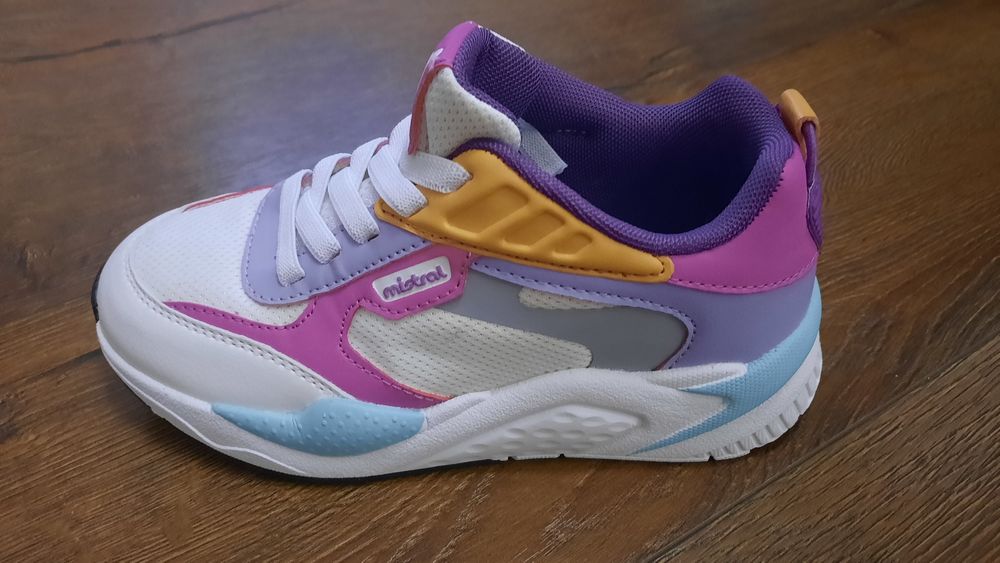 Кросівки mistral 32 розмір для дівчинки