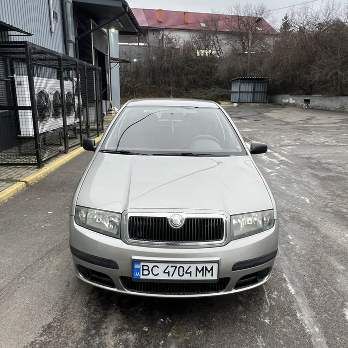 Skoda fabia 2006 ГАРНИЙ СТАН