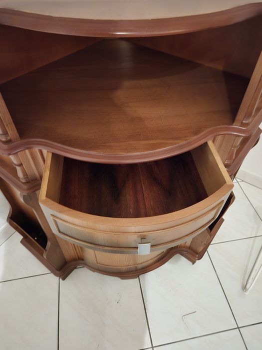 Armario de canto  para televisao