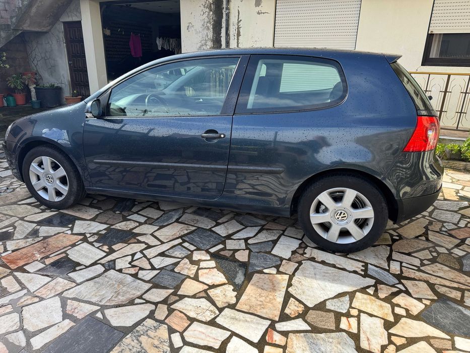 VW Golf V 1.4 Gasolina