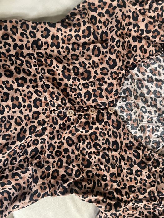 Sukienka panterka kroj A odcieta pod biustem 36