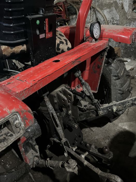 Трактор FOTON FT250A