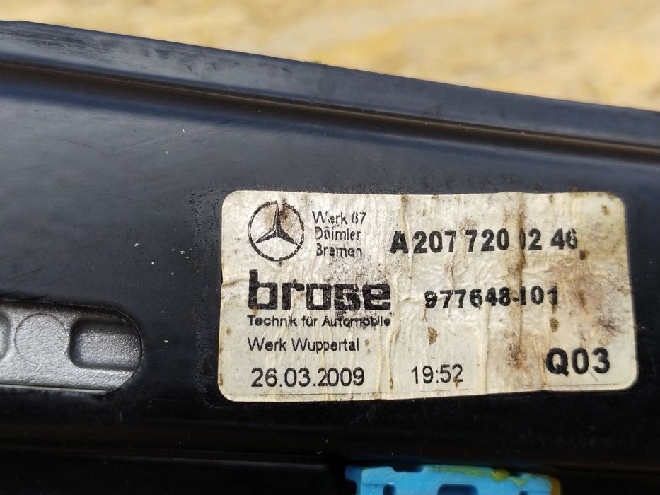 Mercedes E W207 C207 Coupe 2009-2017 Стеклоподъемник передний правый