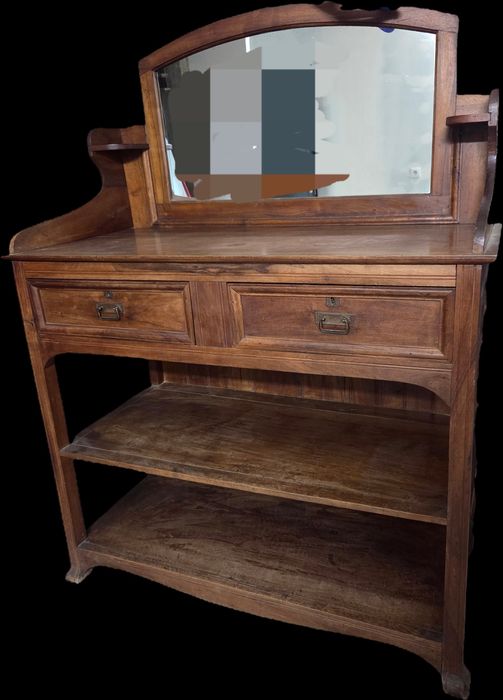 Móvel antigo em cerejeira