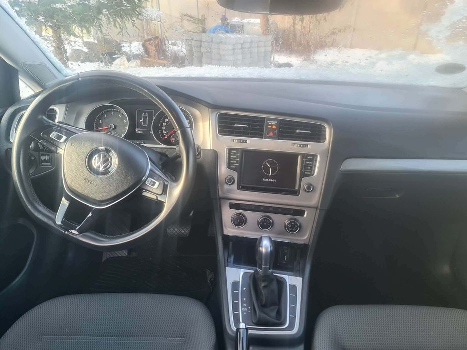 Volkswagen Golf VII 1.8 TSI
