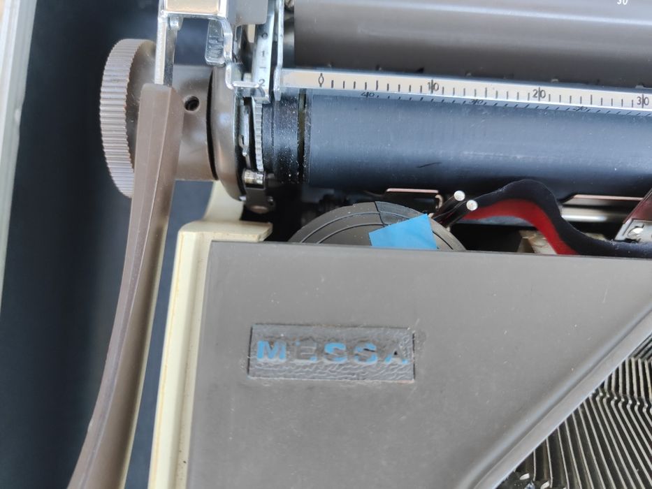 Máquina de escrever Messa Tidytype