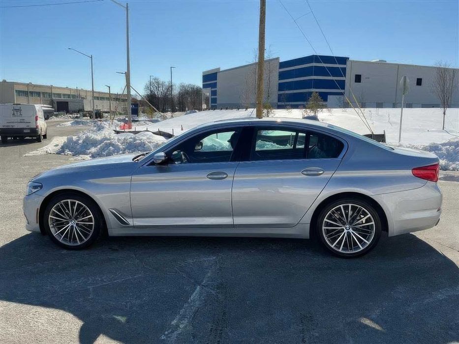 BMW 5 Series      2018