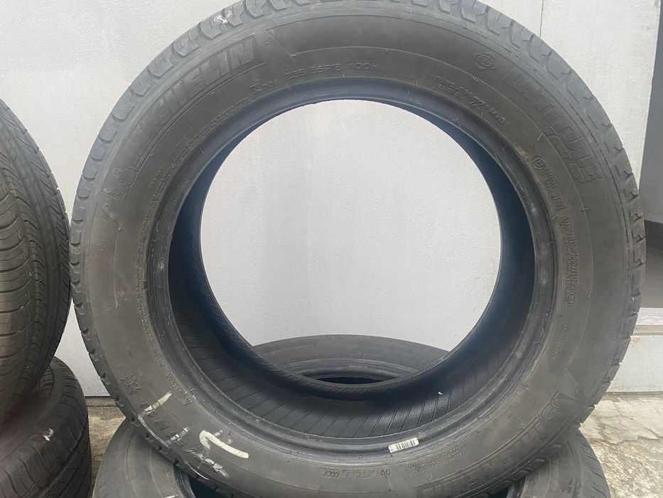 Резина 235/55R18
