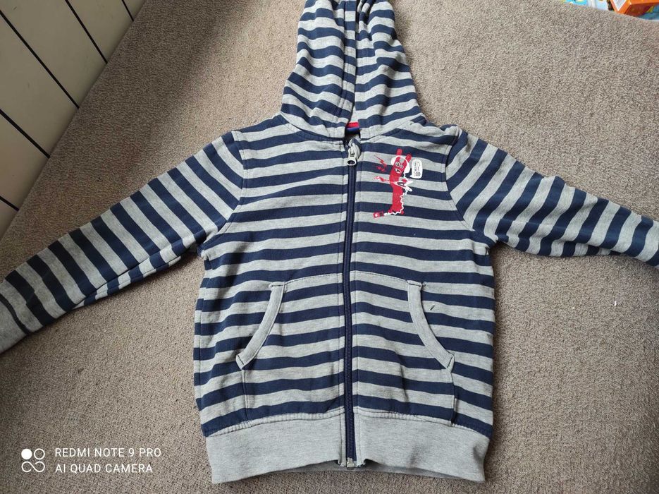 Bluzy chłopięce r.98-104