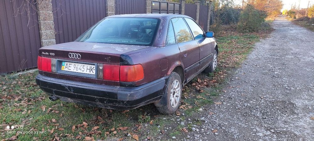Ауді  100 с4 газ