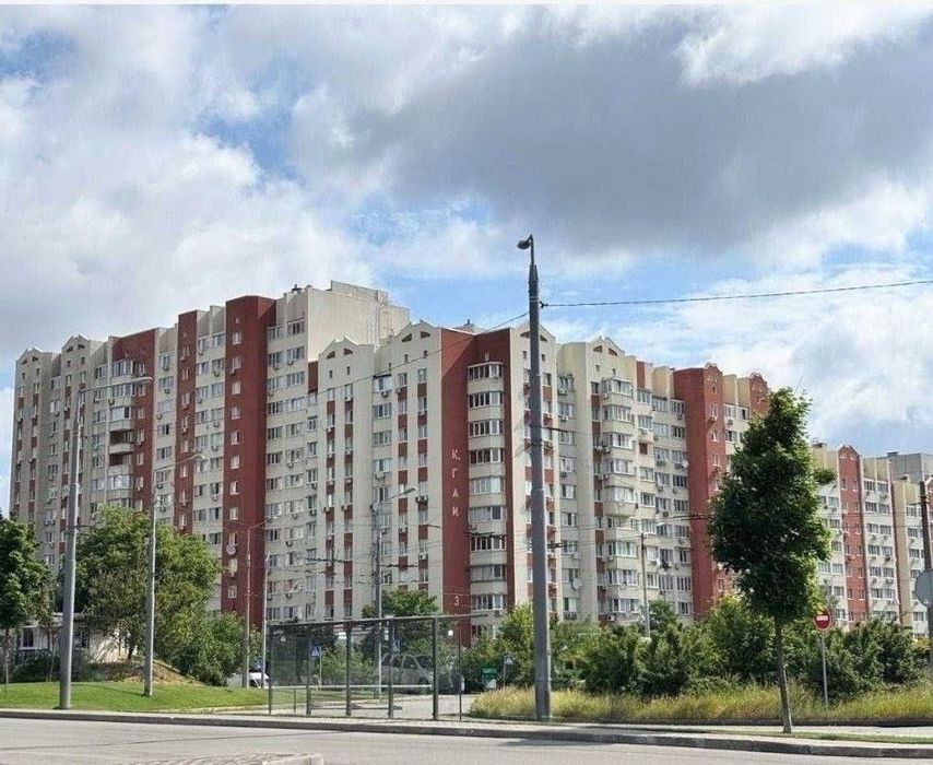 ТЕРМІНОВО! 3-кімнатна квартира 82 м² — Кадетський Гай, 3, Соломянский район